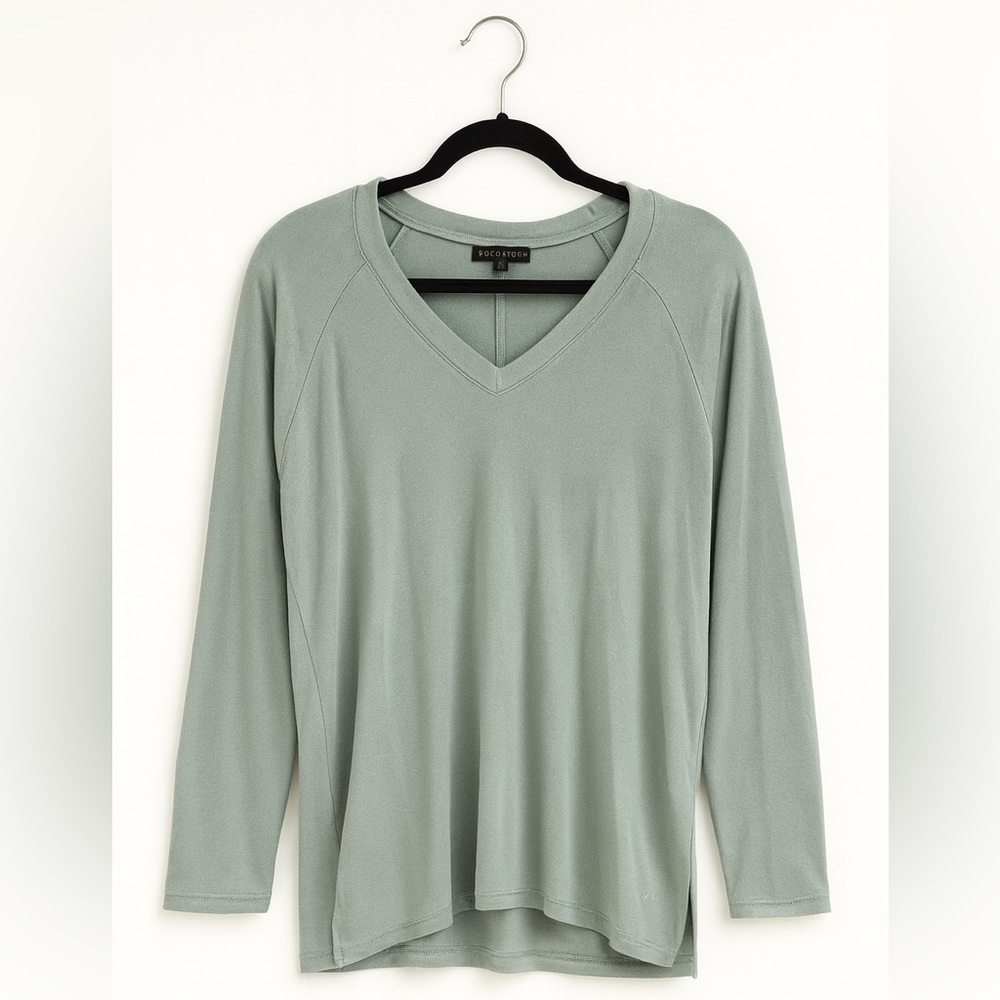 Banana Republic Light Green V-Neck Sweater